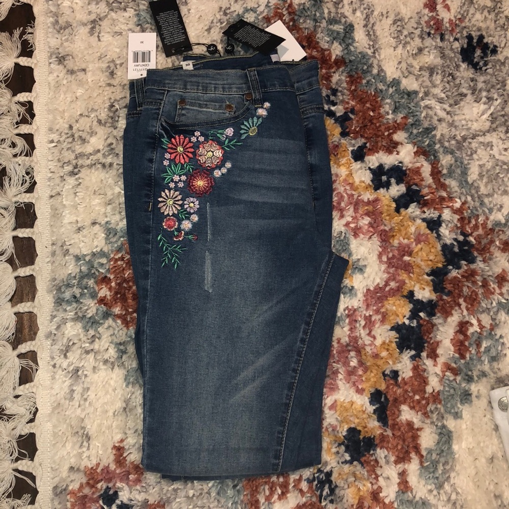 Floral Embroidered Jean